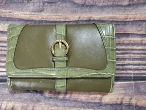 Style & Co. Wallet Compact Green Multi Compartments Faux Leather - Picture 1 of 8