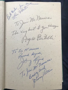 Vor vielen Herbsten: Signiert Leon Hart, Angelo Bertelli, John Lujack & John Lattner - Bild 1 von 5