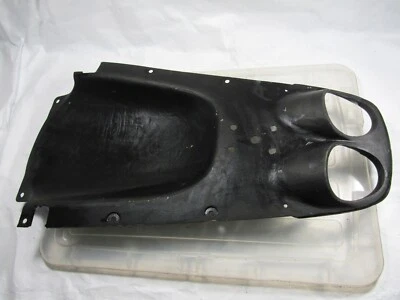 Cubierta inferior del guardabarros trasero Yamaha 2001 2002 YZF600R R6 YZF OEM Foto 1 de 4