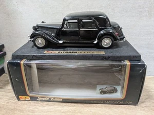 Maisto CITROEN 15CV 6cyl 1952 Special edition 31821 Black 1:18 Classic Car Boxed - Picture 1 of 4