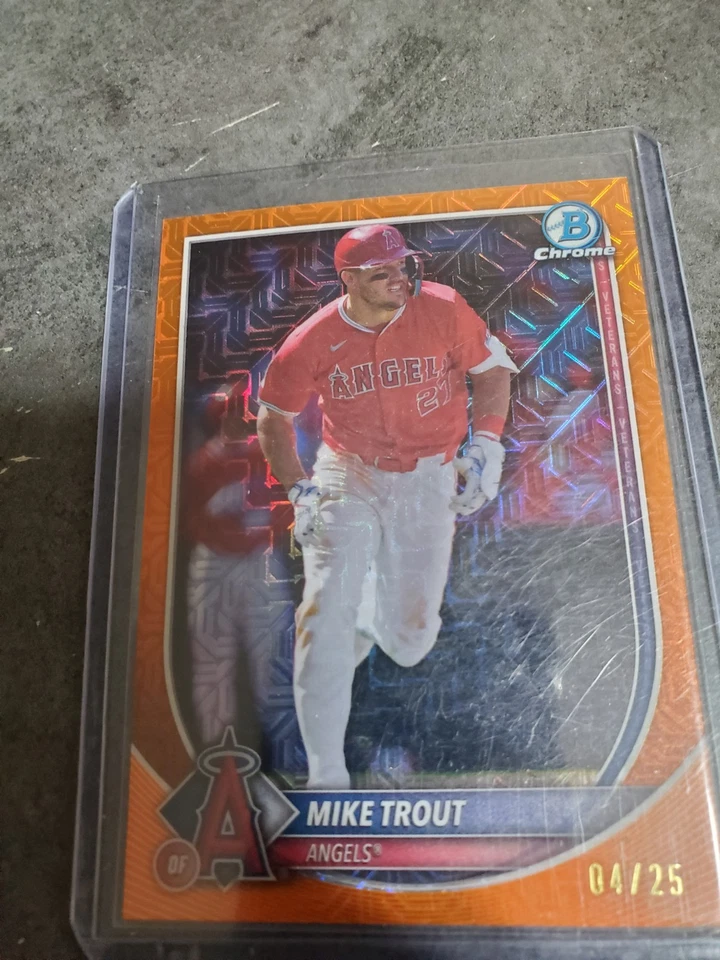 2025 Bowman - Mike Trout #1 Chrome Orange Mojo Refractor /25 - Image 1 of 1
