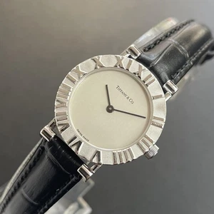 Reloj para mujer Tiffany Atlas plata esterlina cuero negro índice romano usado de - Imagen 1 de 10