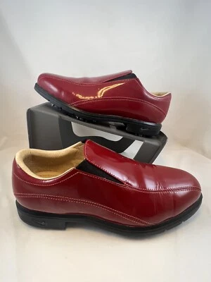 Zapatos de golf Nike Air Comfort para mujer talla ancha charol rojo con púas  Foto 1 de 4