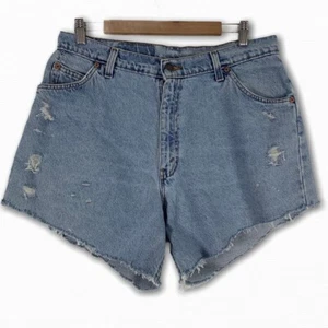 Vintage Levis Size 16 Jean Shorts 950 Relaxed Fit White Tab Distressed AS IS - Picture 1 of 7