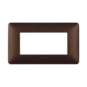 Bticino AM4804TGG placca matix 4 posti colore marrone caffè per supporto articol - Imagen 1 de 1