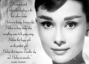 ICON HUMANITARIAN AUDREY HEPBURN "I BELIEVE IN PINK" QUOTE PUBLICITY PHOTO 8X10 - Picture 1 of 1