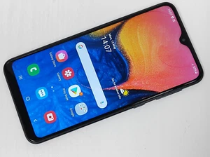 Samsung Galaxy A10 Unlocked Smartphone SM-A105FN/DS 32GB 2019 Blue - GRADE C - Picture 1 of 22
