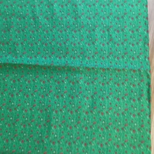 Artesanía de acolchado de tela de material floral verde vintage 2 yardas 17" x 44" de ancho - Imagen 1 de 9