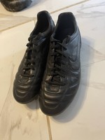 nike mercurial vapor x size 9.5
