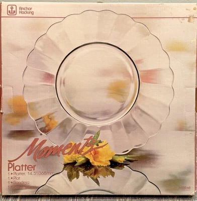 Plato de vidrio transparente Anchor Hocking Moments 14,5" nuevo en caja vintage EE. UU. Foto 1 de 4