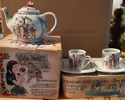 PAUL CARDEW Snow White Fairytale Mini TEA SET FOR 2 CUPS SAUCERS & 18oz TEAPOT - Image 1 of 4