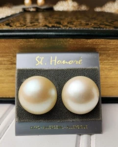 Vintage Earrings Big Faux Pearl Cream Domes Dots 3/4" Diameter NEW PIERCED - Picture 1 of 9