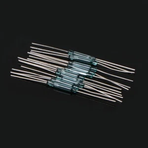 10 Pcs 2.5X14mm 4W 3 Pin Glass Reed Relay Switches N/O N/C SPDT - Picture 1 of 8