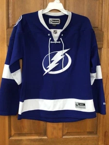 Reebok Tampa Bay Lightning NHL Women’s Hockey Jersey Blue Sz Large EUC - Picture 1 of 8