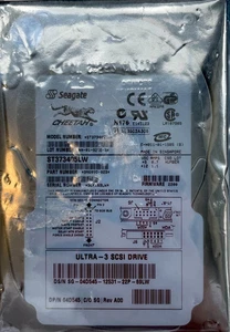 Segate - Hard Disk Drive 18.4GB 15K 3.5" Ultra-320 SCSI- 04D545 / ST373405LW - Picture 1 of 1