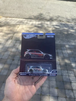 Custom Zamac Hot Wheels ‘99 Honda Civic Type R EK9 Real Riders - Image 1 of 2