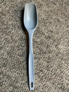 Vintage Avon Solid Serving Spoon Country Blue Nylon Plastic - Picture 1 of 6