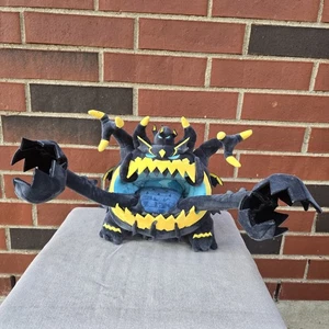 Neu mit Etikett Pokemon Center Original Guzzlord Plüschtier Stofftier Puppe Spielzeug Ultra Beast 11 Zoll - Bild 1 von 7