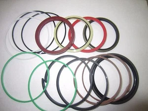 4448397 Kit guarnizioni cilindro benna adatto per Hitachi ZX120 ZX130,DEERE 120C 135C - Foto 1 di 12