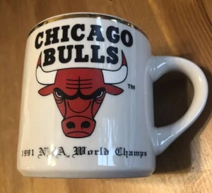 Chicago Bulls 1991 NBA World Champs Tasse Sammlerstück. - Bild 1 von 8