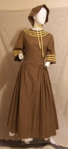 De colección. Vestido pradera 100% algodón hecho a mano talla. Capó M/L floral plisado Cottagecor - Imagen 1 de 12