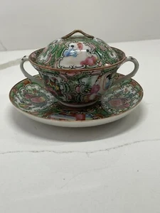 Vintage SELTENE Famille Rose Medaillon Griff Deckel Sahne Suppe/Teetasse & Untertasse - Bild 1 von 10