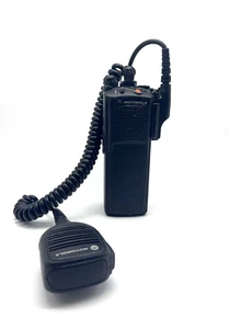Motorola  XTS5000 Digital Portable Handheld Radio - H18UCC9PW5AN -READ- - Picture 1 of 7