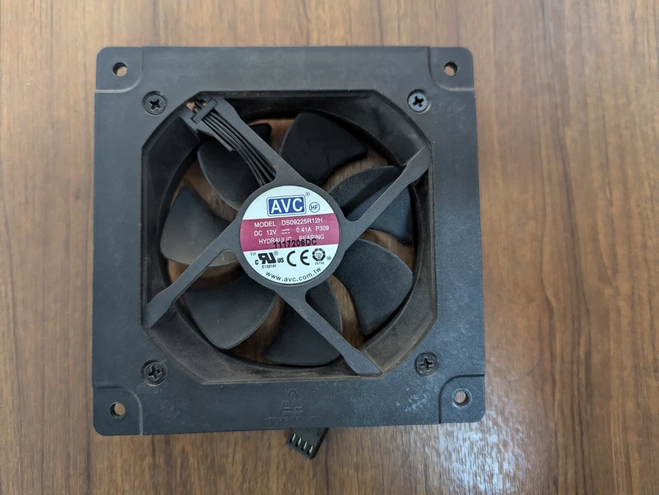 HP OMEN 880 DS09225R12H Rear Case Fan 4 pin original used - Image 1 of 4