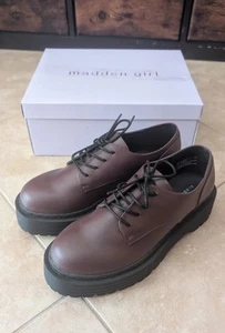 NUEVO MADDEN GIRL Por STEVE MADDEN Talla 9 Borgoña Con cordones Plataforma Zapatos Oxford - Imagen 1 de 9