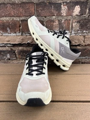 Zapatos On Cloudrunner para mujer talla 8 Frost Aloe 46.99019 Swiss Engineering Foto 1 de 4