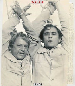 V.GASSMAN-P.VILLAGIO-1972-Mais....révolution-S.CORBUCCI - Picture 1 of 1