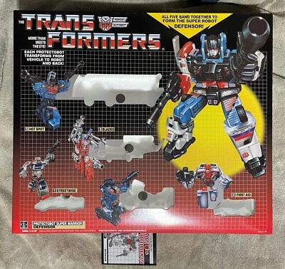 TRANSFORMERS G1 AUTOBOT PROTECTOBOTS DEFENSOR GIFTSET BOX, FOAM, & MANUAL NEW! - Image 1 of 4