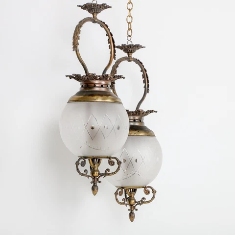 PAIR OF ITALIAN ETCHED GLASS GLOBE LANTERN GAS LIGHTS Cover