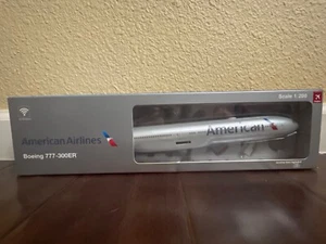 Hogan American Airlines "New Color" Boeing 777-300ER "VERY RARE" 1/200 - Picture 1 of 5