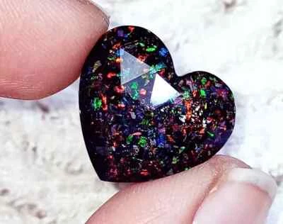 Piedra preciosa suelta con forma de corazón certificado ópalo de fuego arco iris doblete natural de 9,10 quilates Foto 1 de 4