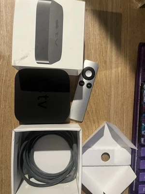 Apple TV (3rd Generation) 8GB Digital HD Media Streamer - Black - Image 1 of 4