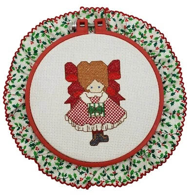 Винтажный Рождественский крестиком девочка в красном платье обруч искусства Holly отделки декор - Изображение 1 из 4