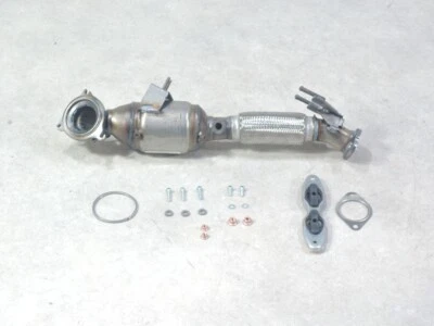 Catalizzatore Nuovo per Ford C-Max II Grand C-Max Focus III 1.6 Ecoboost fino a 15  - Immagine 1 di 2