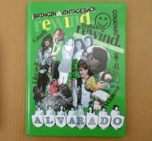 Alvarado Middle School Cougars 2007 Yearbook, Lots of Classmates Inscriptions - Picture 1 of 6