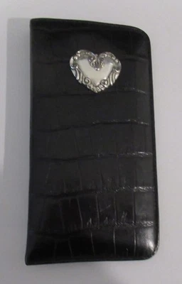 Estojo/suporte macio para óculos coração prata crocodilo couro preto Brighton EX - Imagem 1 de 4
