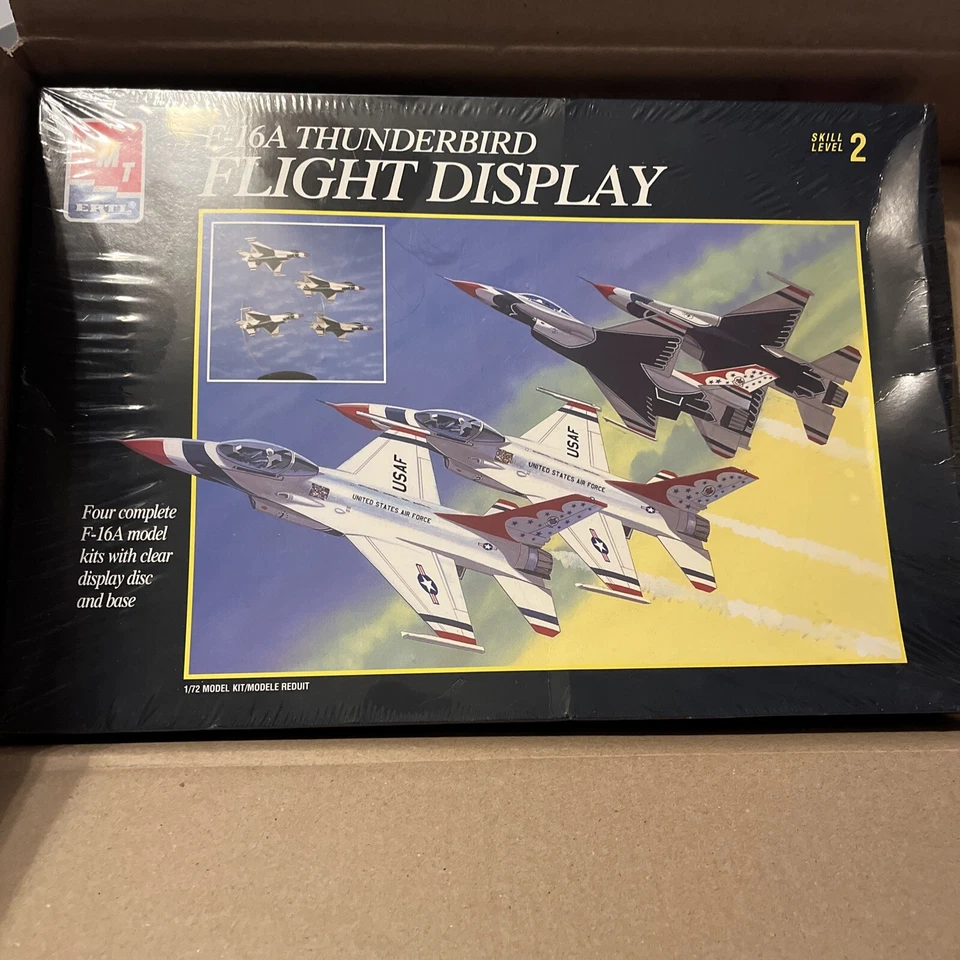 ERTL F-16A THUNDERBIRD FLIGHT DISPLAY 1/72 Model Kit New In Box - Image 1 of 1