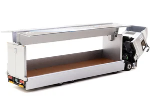 Mitsubishi Fuso Truck Silver with Transporter Super Great Truck64 Series 1/64 - Picture 1 of 3