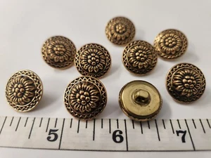 VINTAGE BUTTONS SET OF 9 GOLD METAL FLOWER TUZ3559 - Picture 1 of 1