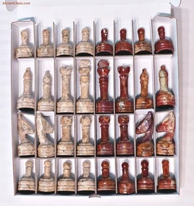 JUEGO DE AJEDREZ DE PIEDRAS PRECIOSAS SEMIPRECIOSAS PARA HOMBRES - FÓSIL Y ÁGATA ROJA (A451) - Imagen 1 de 3