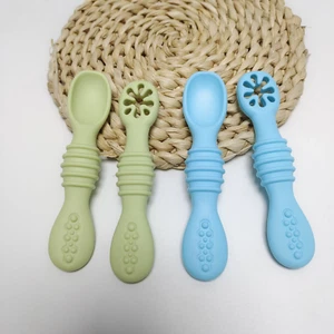 4 Pack Baby Led Weaning Spoons Silicone Baby Spoons Self Feeding Utensils - Picture 1 of 2