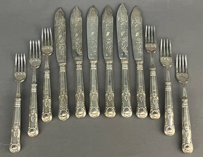 Набор из 12 посеребренных рыбных ножей и вилок Lee & Wigfull с ручкой-ракушкой - Изображение 1 из 4