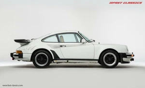 Porsche 911 930 Turbo // Grand Prix White // 1979 - Picture 1 of 12