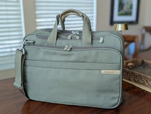 BRIGGS & RILEY TRAVELWARE OLIVE NYLON EXPANDABLE LAPTOP BRIEFCASE ORGANIZER - Imagen 1 de 10