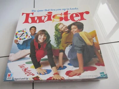 Twister Game Vintage 1998 by Milton Bradley 1966 Hasbro Ages 6+ Complete Gr8 Buy - Image 1 of 2