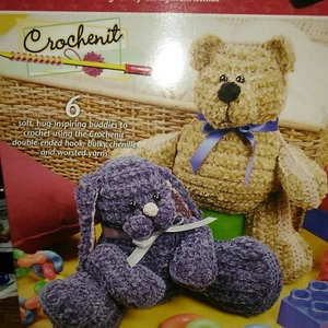 Annie's Attic Crochet Knit Easy Cuddly Critters Pattern Book - Picture 1 of 4